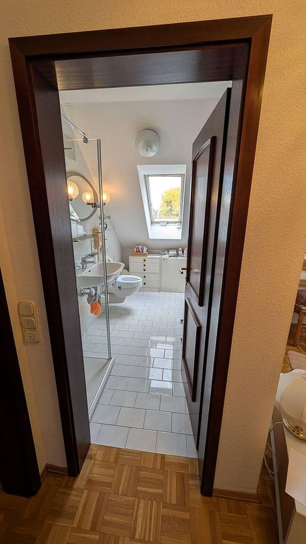 Prenájom bytu 3-izbový 102 m², Memlingstraße 2, München, Bavorsko Prenájom bytu 3-izbový 102 m², Memlingstraße 2, München, Bavorsko