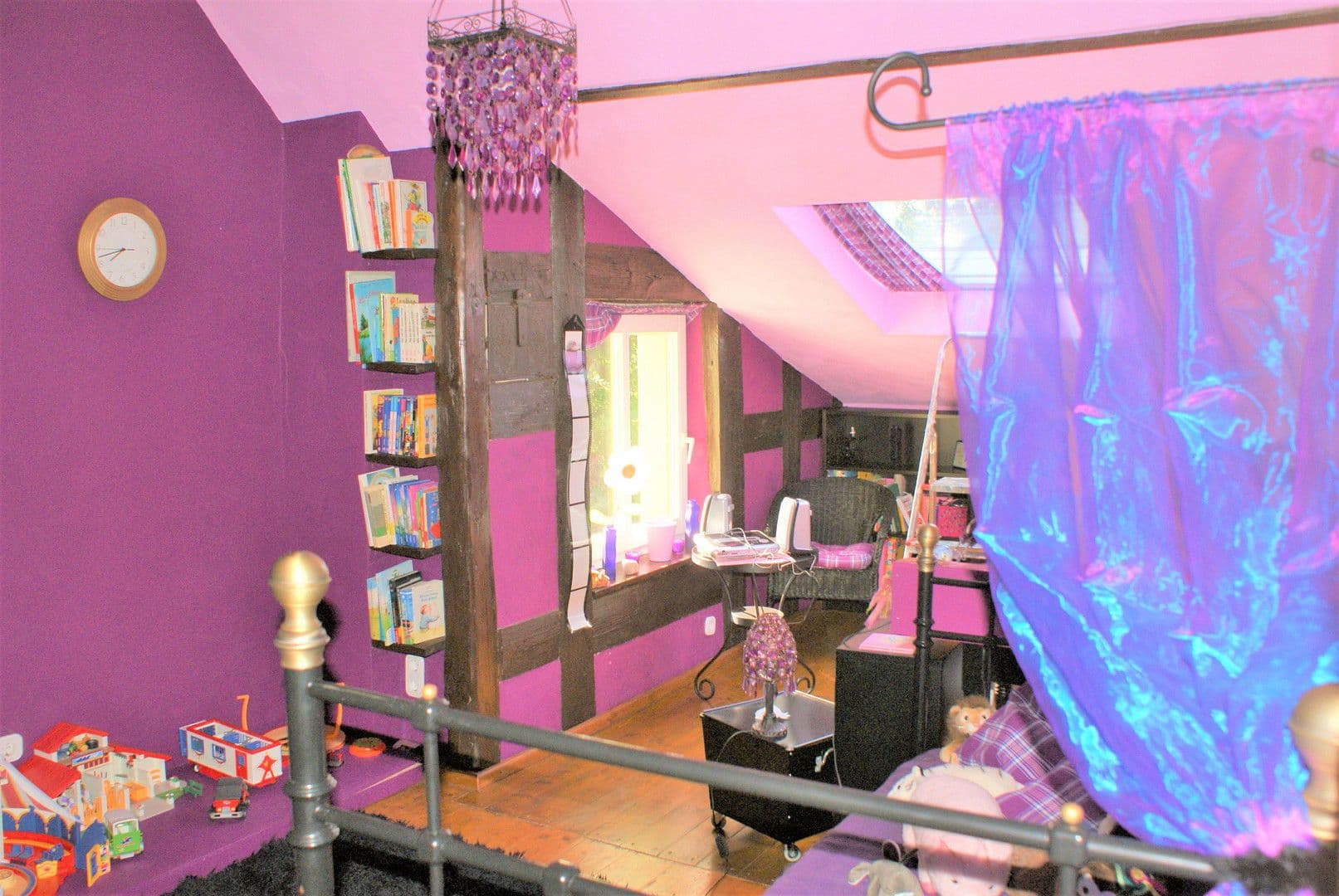 Predaj domu 513 m², pozemek 1.557 m², Elsteraue, Sasko-Anhaltsko Predaj domu 513 m², pozemek 1.557 m², Elsteraue, Sasko-Anhaltsko