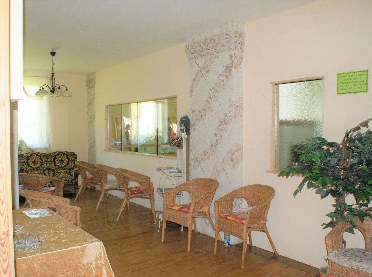 Predaj domu 513 m², pozemek 1.557 m², Elsteraue, Sasko-Anhaltsko Predaj domu 513 m², pozemek 1.557 m², Elsteraue, Sasko-Anhaltsko