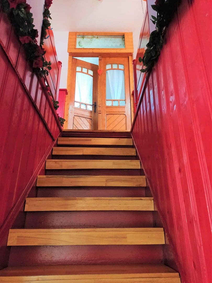 Predaj domu 513 m², pozemek 1.557 m², Elsteraue, Sasko-Anhaltsko Predaj domu 513 m², pozemek 1.557 m², Elsteraue, Sasko-Anhaltsko