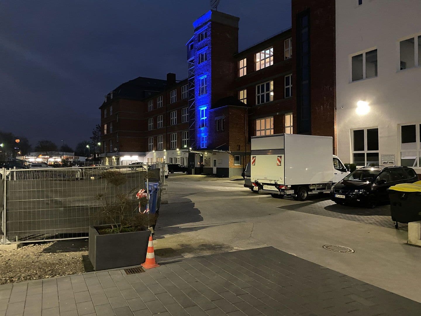 Prenájom kancelárie 48 m², Cassellastrasse 30-32, Frankfurt, Hesensko Prenájom kancelárie 48 m², Cassellastrasse 30-32, Frankfurt, Hesensko