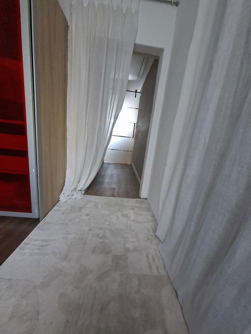 Predaj domu 90 m², pozemek 823 m², Rech, Porýnie-Falcko Predaj domu 90 m², pozemek 823 m², Rech, Porýnie-Falcko