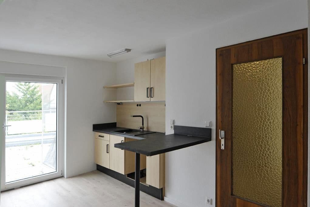 Predaj domu 157 m², pozemek 346 m², Eppinger Straße 36, Gemmingen, Bádensko-Wurttembersko Predaj domu 157 m², pozemek 346 m², Eppinger Straße 36, Gemmingen, Bádensko-Wurttembersko