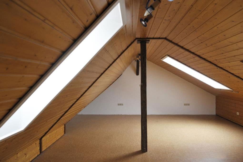 Predaj domu 157 m², pozemek 346 m², Eppinger Straße 36, Gemmingen, Bádensko-Wurttembersko Predaj domu 157 m², pozemek 346 m², Eppinger Straße 36, Gemmingen, Bádensko-Wurttembersko