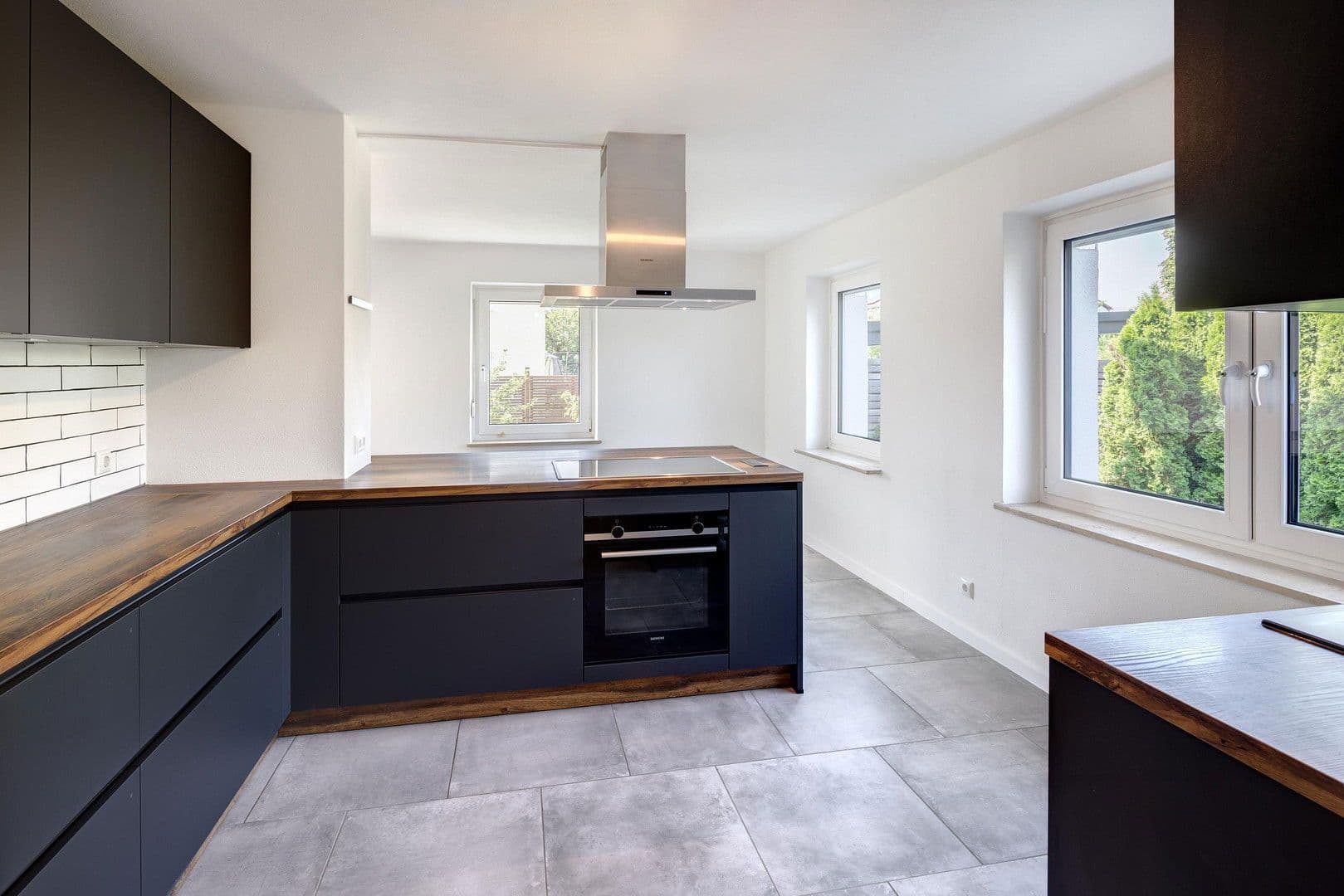 Predaj domu 277 m², pozemek 383 m², Gilching, Bavorsko Predaj domu 277 m², pozemek 383 m², Gilching, Bavorsko