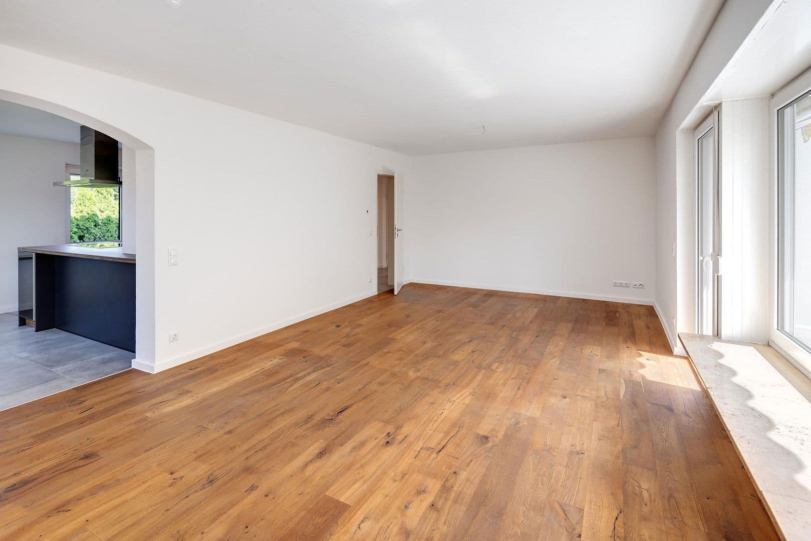 Predaj domu 277 m², pozemek 383 m², Gilching, Bavorsko Predaj domu 277 m², pozemek 383 m², Gilching, Bavorsko