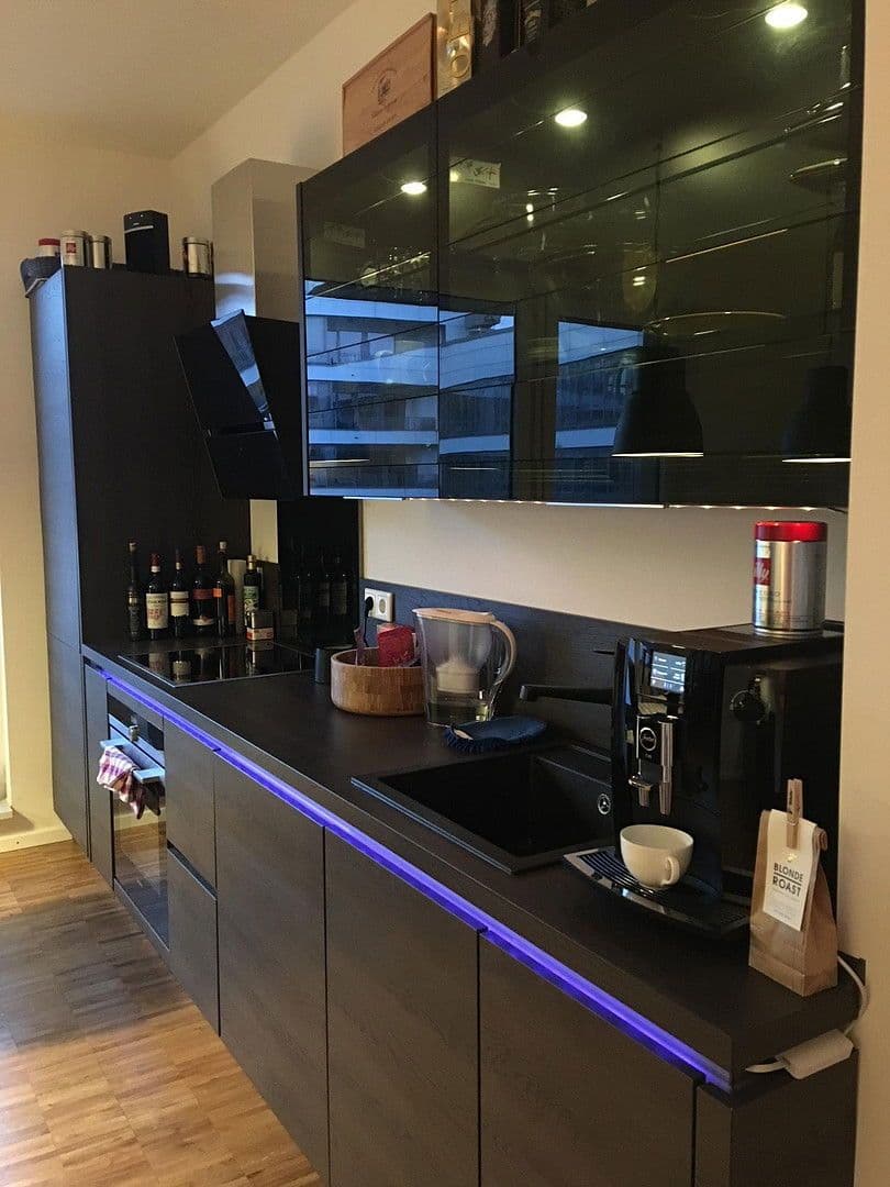 Prenájom bytu 3-izbový 98 m², Sonninstr. 14, Hamburg, Hamburg Prenájom bytu 3-izbový 98 m², Sonninstr. 14, Hamburg, Hamburg