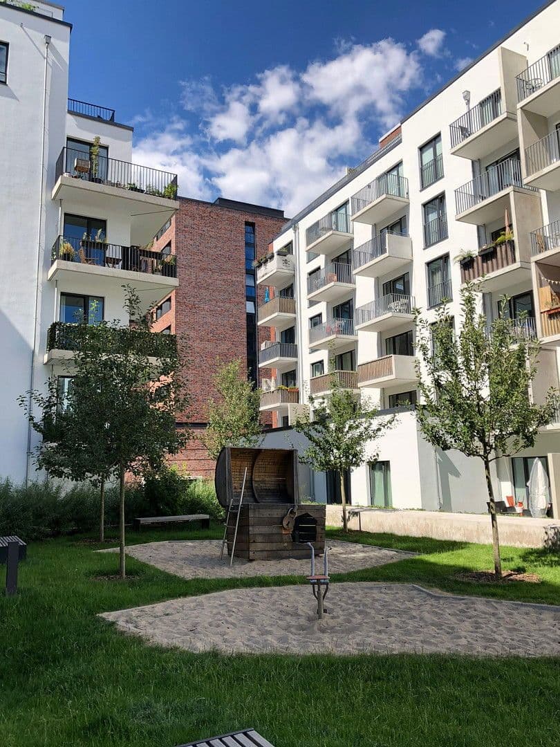 Prenájom bytu 3-izbový 98 m², Sonninstr. 14, Hamburg, Hamburg Prenájom bytu 3-izbový 98 m², Sonninstr. 14, Hamburg, Hamburg