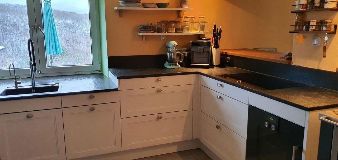 Predaj domu 250 m², pozemek 45.000 m², Brauweiler, Porýnie-Falcko Predaj domu 250 m², pozemek 45.000 m², Brauweiler, Porýnie-Falcko