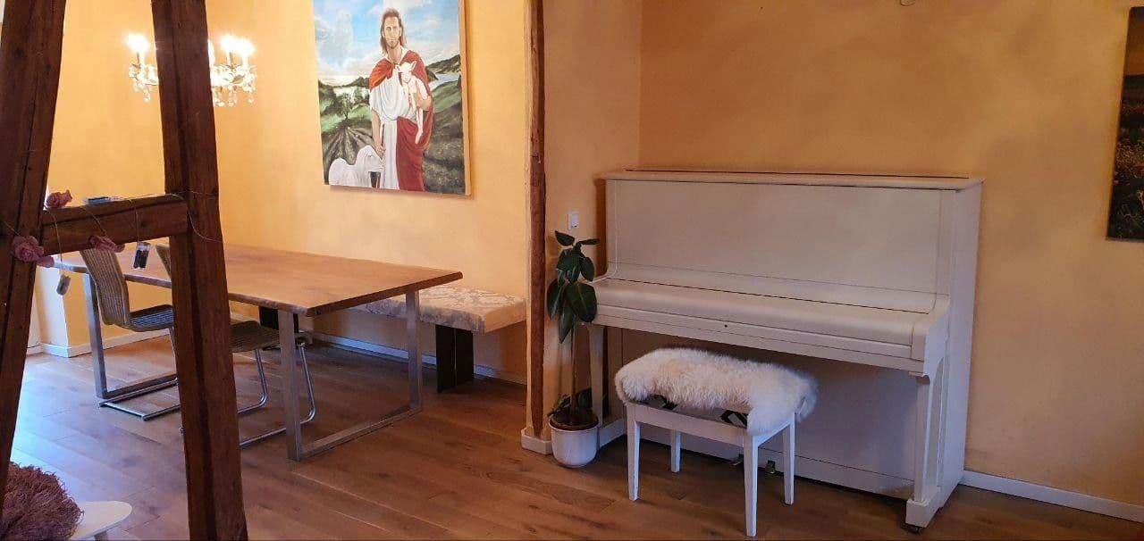 Predaj domu 250 m², pozemek 45.000 m², Brauweiler, Porýnie-Falcko Predaj domu 250 m², pozemek 45.000 m², Brauweiler, Porýnie-Falcko