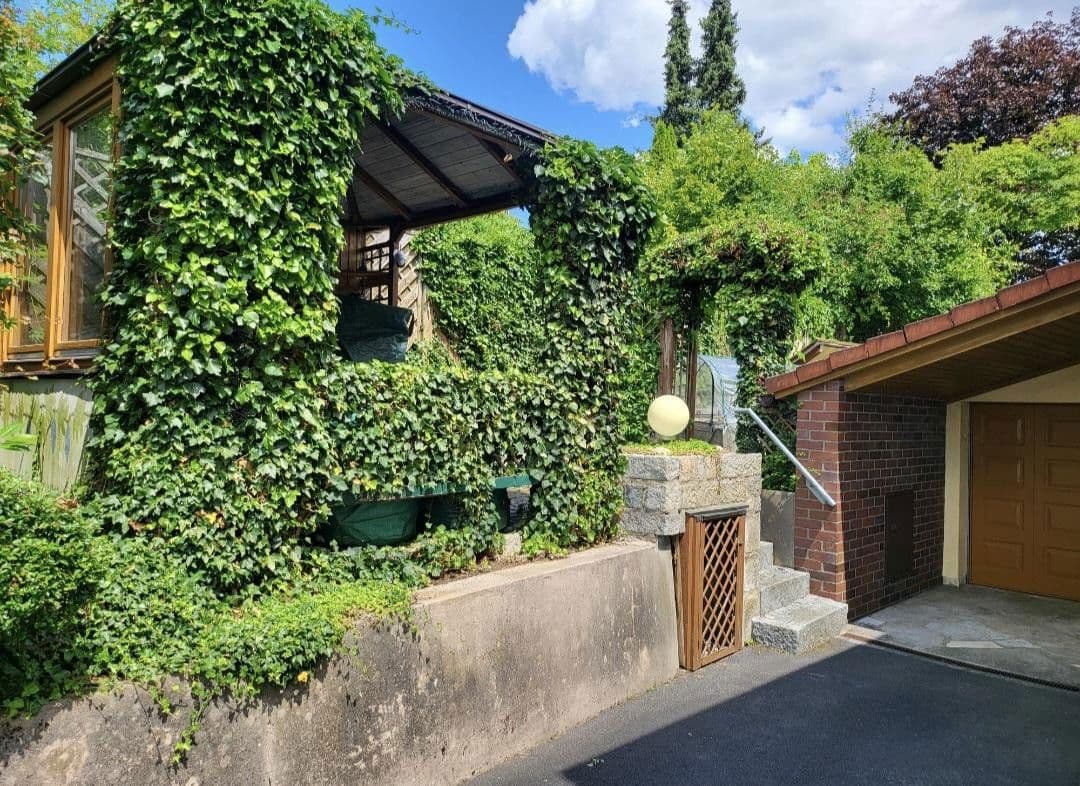 Predaj domu 230 m², pozemek 1.014 m², Pegnitz, Bavorsko Predaj domu 230 m², pozemek 1.014 m², Pegnitz, Bavorsko