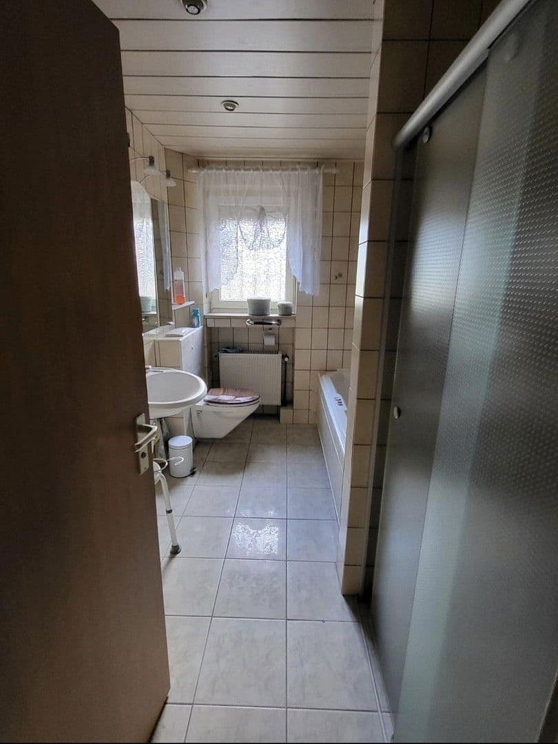 Predaj domu 230 m², pozemek 1.014 m², Pegnitz, Bavorsko Predaj domu 230 m², pozemek 1.014 m², Pegnitz, Bavorsko