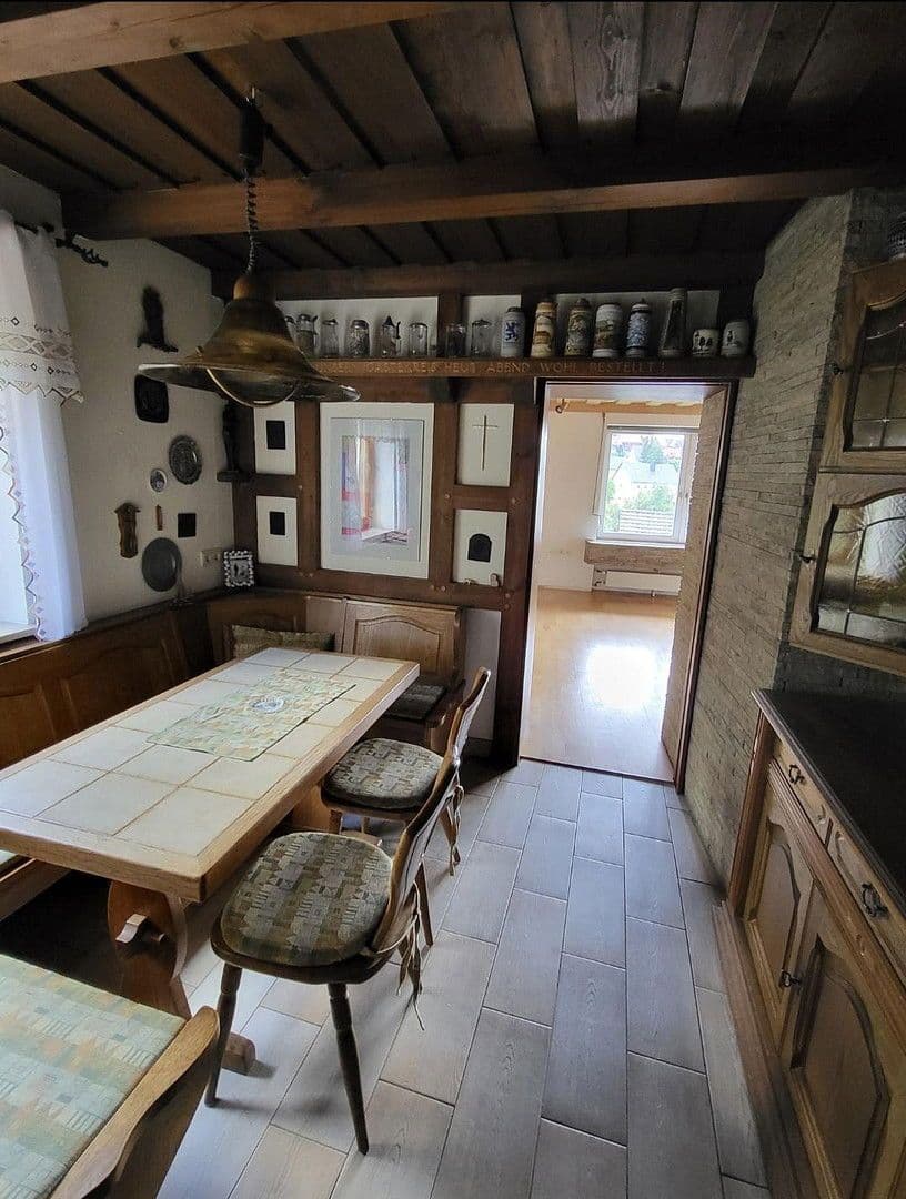 Predaj domu 230 m², pozemek 1.014 m², Pegnitz, Bavorsko Predaj domu 230 m², pozemek 1.014 m², Pegnitz, Bavorsko