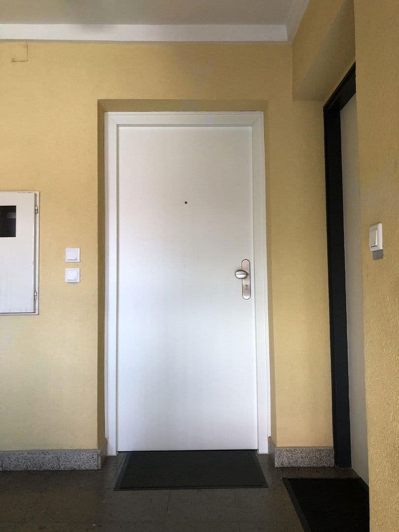 Prenájom bytu 1-izbový 38 m², Hintermayrstraße 27, Nürnberg, Bavorsko Prenájom bytu 1-izbový 38 m², Hintermayrstraße 27, Nürnberg, Bavorsko