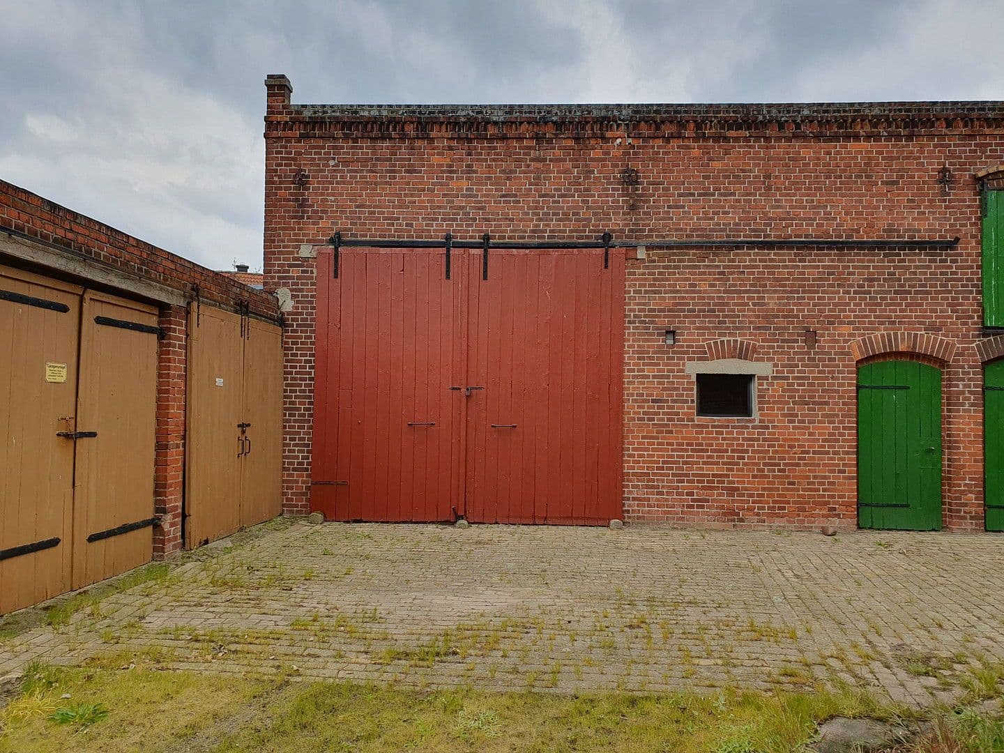 Predaj domu 161 m², pozemek 1.840 m², Kemberg, Sasko-Anhaltsko Predaj domu 161 m², pozemek 1.840 m², Kemberg, Sasko-Anhaltsko