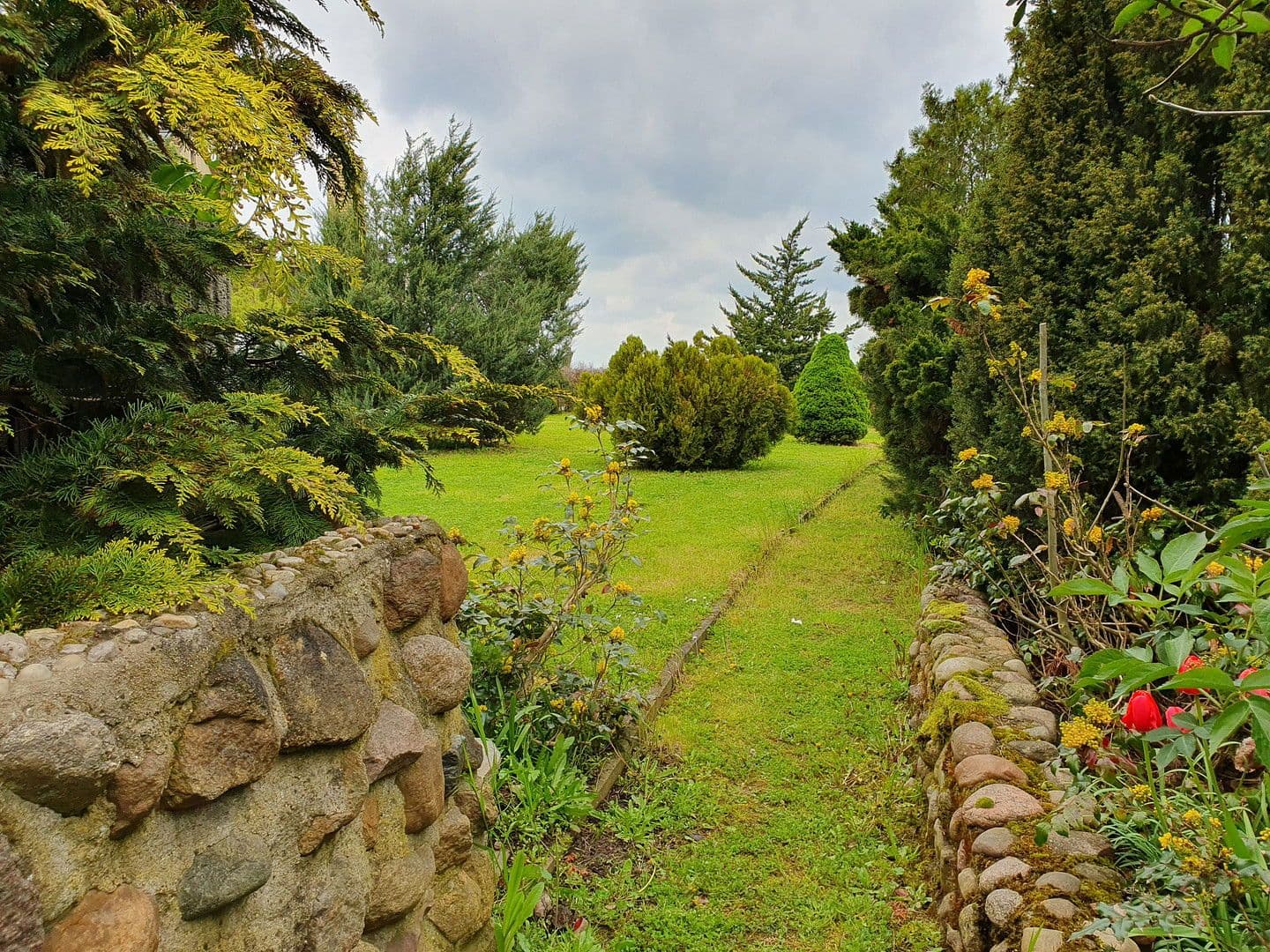 Predaj domu 161 m², pozemek 1.840 m², Kemberg, Sasko-Anhaltsko Predaj domu 161 m², pozemek 1.840 m², Kemberg, Sasko-Anhaltsko