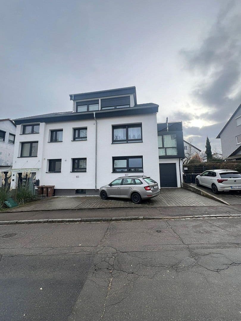 Prenájom bytu 3-izbový 77 m², Kölllestraße 25, Ulm, Bádensko-Wurttembersko Prenájom bytu 3-izbový 77 m², Kölllestraße 25, Ulm, Bádensko-Wurttembersko