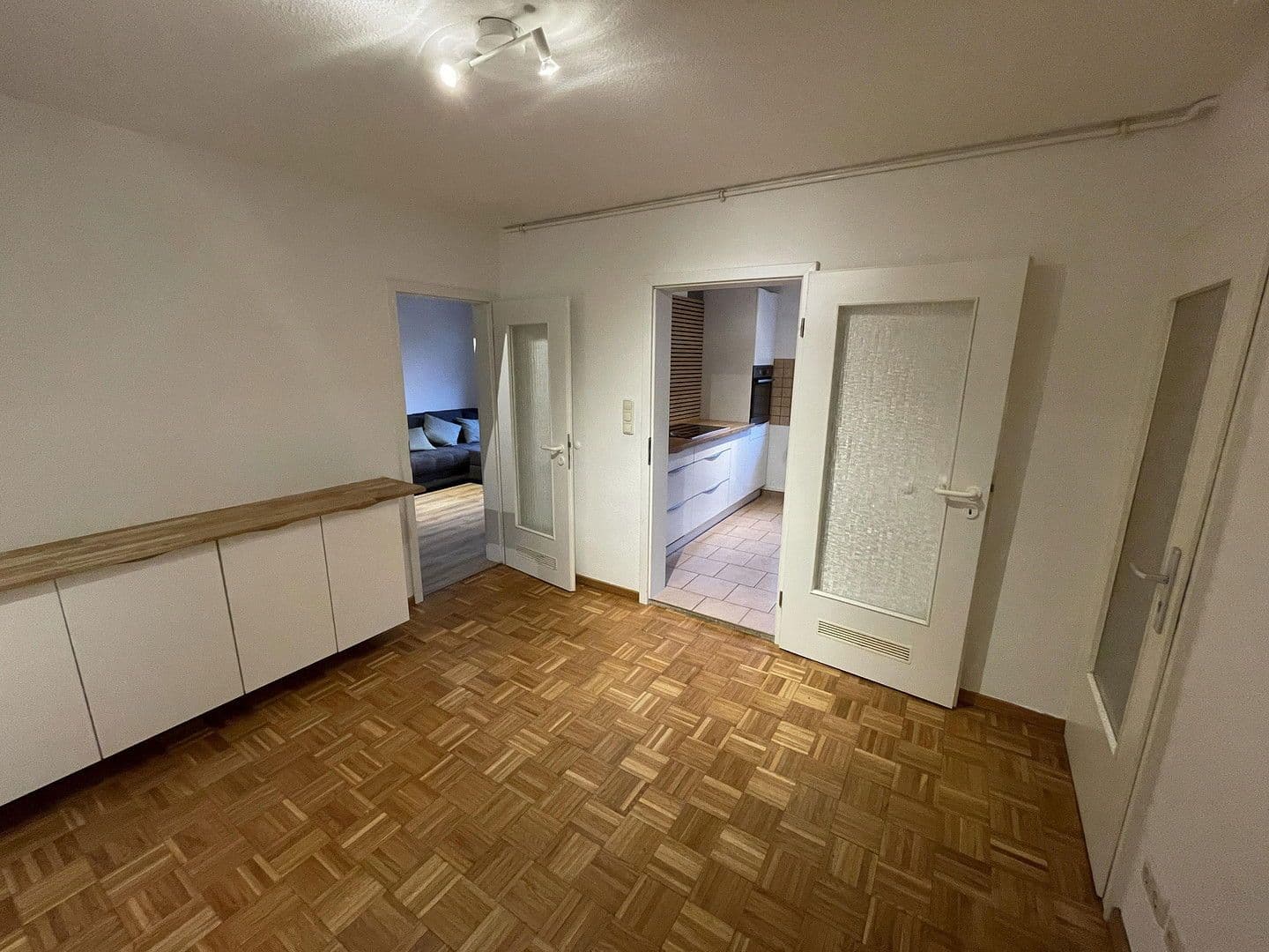 Prenájom bytu 3-izbový 92 m², Alte Sandtrift, Minden, Severné Porýnie - Westfálsko Prenájom bytu 3-izbový 92 m², Alte Sandtrift, Minden, Severné Porýnie - Westfálsko
