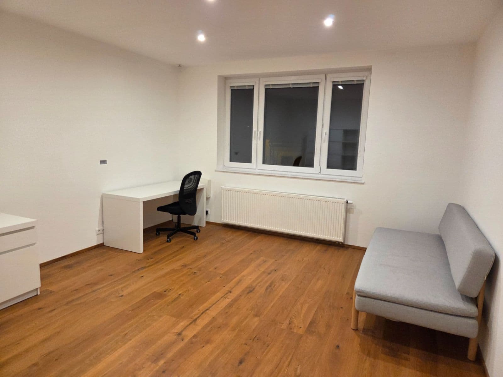 Prenájom bytu 2-izbový 62 m², Tržiště, Vyškov, Jihomoravský kraj Prenájom bytu 2-izbový 62 m², Tržiště, Vyškov, Jihomoravský kraj