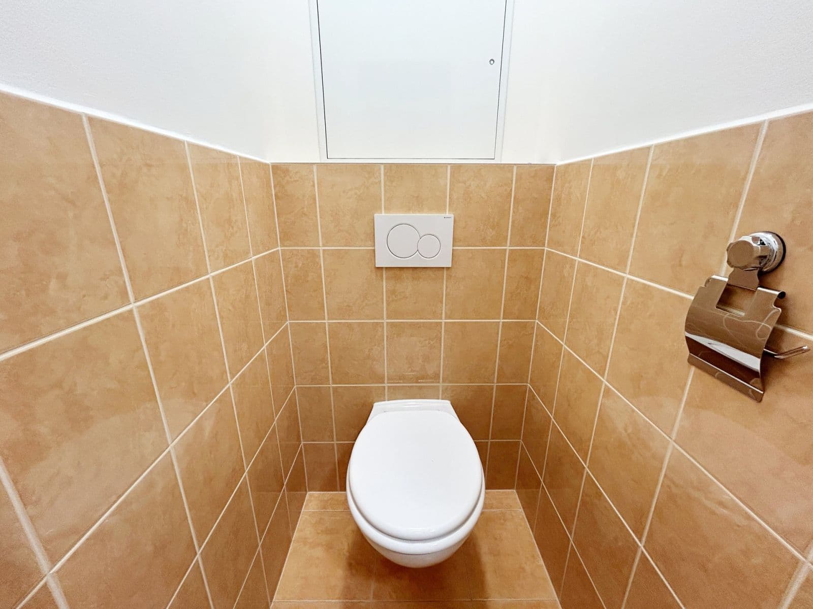 Prenájom bytu 1-izbový 30 m², Valentova, Praha, Praha Prenájom bytu 1-izbový 30 m², Valentova, Praha, Praha