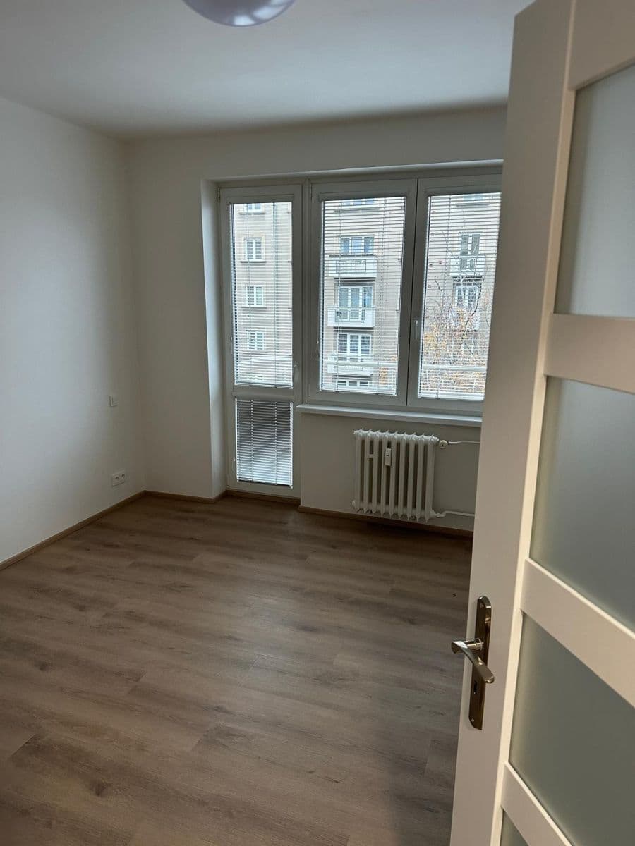 Prenájom bytu 2-izbový 55 m², Gruzínská, Praha, Praha Prenájom bytu 2-izbový 55 m², Gruzínská, Praha, Praha