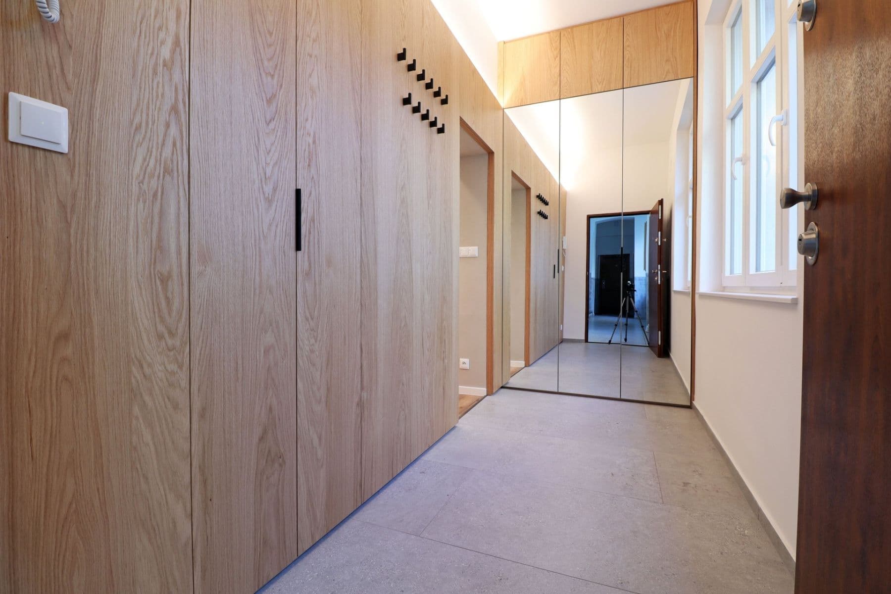 Prenájom bytu 3-izbový 78 m², Londýnská, Praha, Praha Prenájom bytu 3-izbový 78 m², Londýnská, Praha, Praha