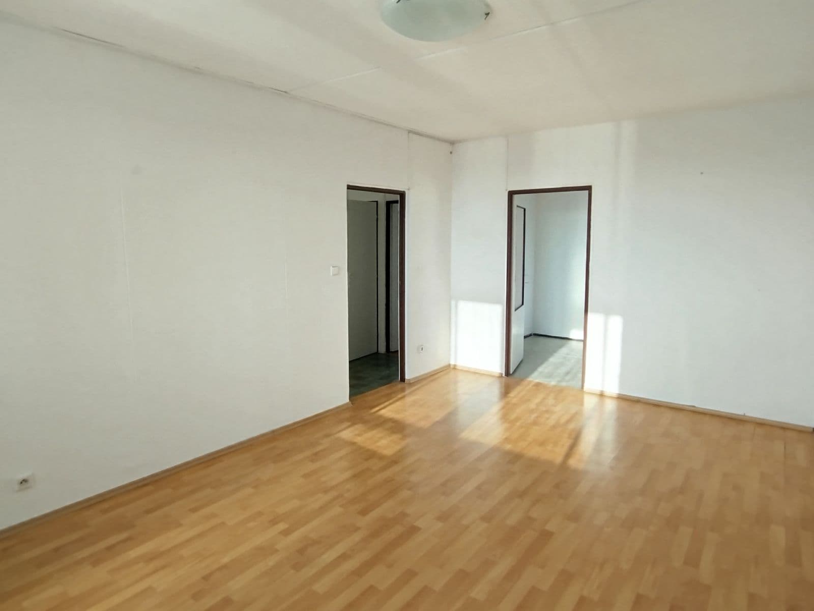 Predaj bytu 5-izbový 89 m², Arnošta z Pardubic, Pardubice, Pardubický kraj Predaj bytu 5-izbový 89 m², Arnošta z Pardubic, Pardubice, Pardubický kraj