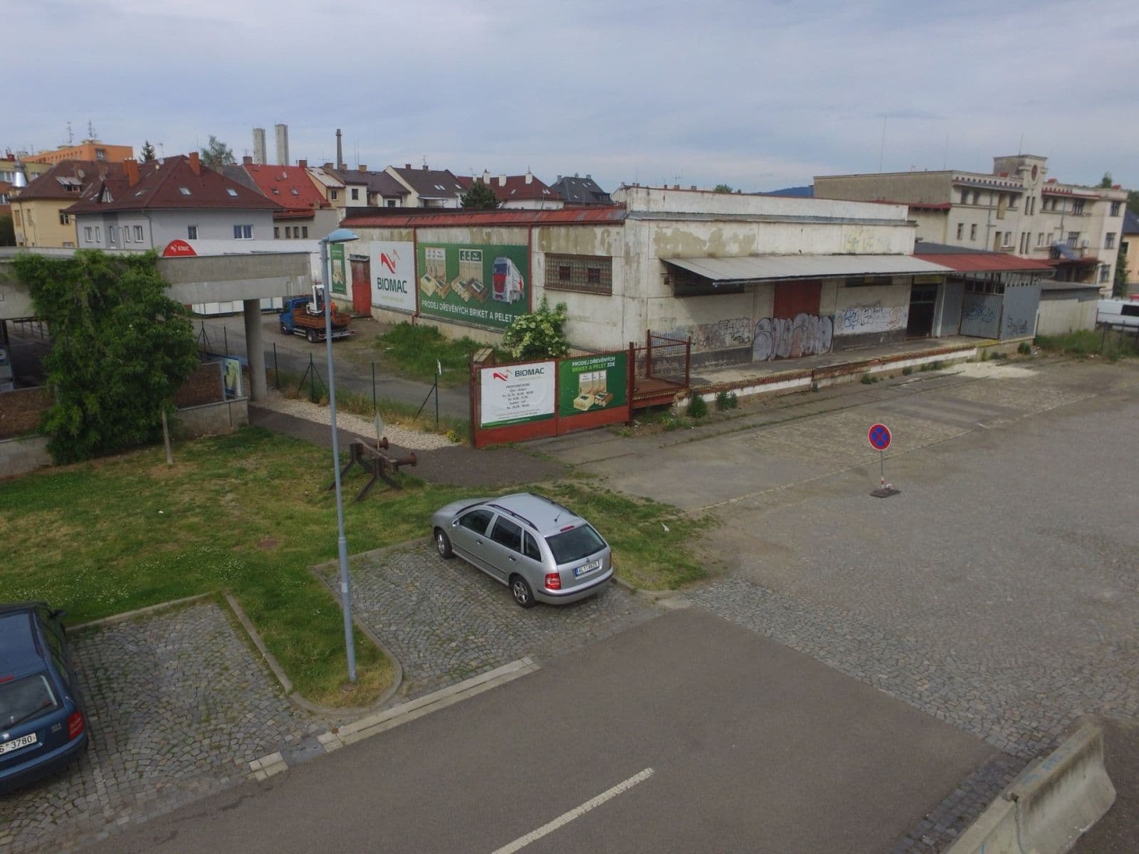 Prenájom nebytového priestoru 1.000 m², Krátká, Turnov, Liberecký kraj Prenájom nebytového priestoru 1.000 m², Krátká, Turnov, Liberecký kraj