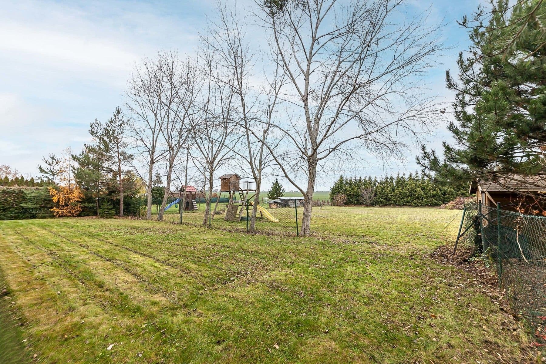 Predaj domu 290 m², pozemek 1.871 m², Do Polí, Bašť, Středočeský kraj Predaj domu 290 m², pozemek 1.871 m², Do Polí, Bašť, Středočeský kraj