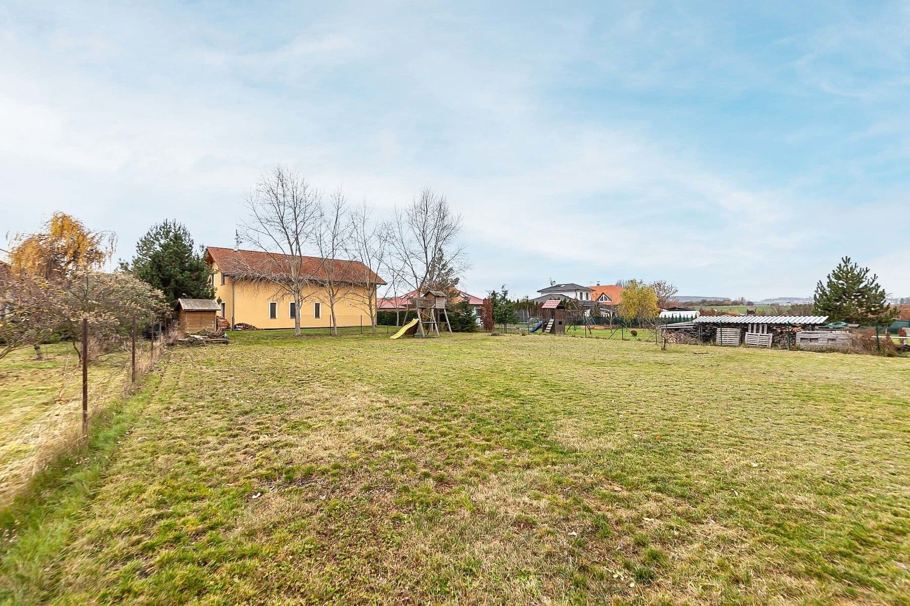 Predaj domu 290 m², pozemek 1.871 m², Do Polí, Bašť, Středočeský kraj Predaj domu 290 m², pozemek 1.871 m², Do Polí, Bašť, Středočeský kraj