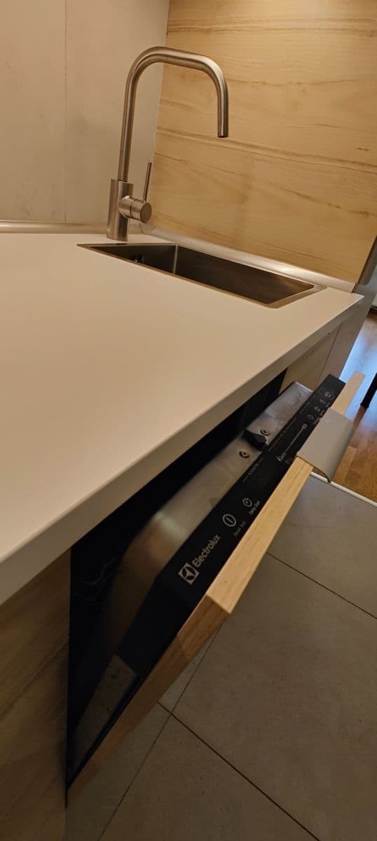 Prenájom bytu 1-izbový 32 m², Wassermannova, Praha, Praha Prenájom bytu 1-izbový 32 m², Wassermannova, Praha, Praha