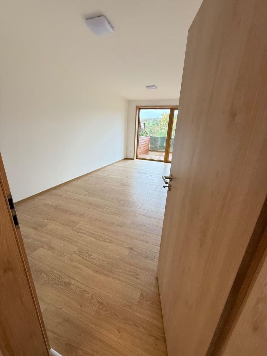 Prenájom bytu 2-izbový 50 m², Lázeňská, Slaný, Středočeský kraj Prenájom bytu 2-izbový 50 m², Lázeňská, Slaný, Středočeský kraj