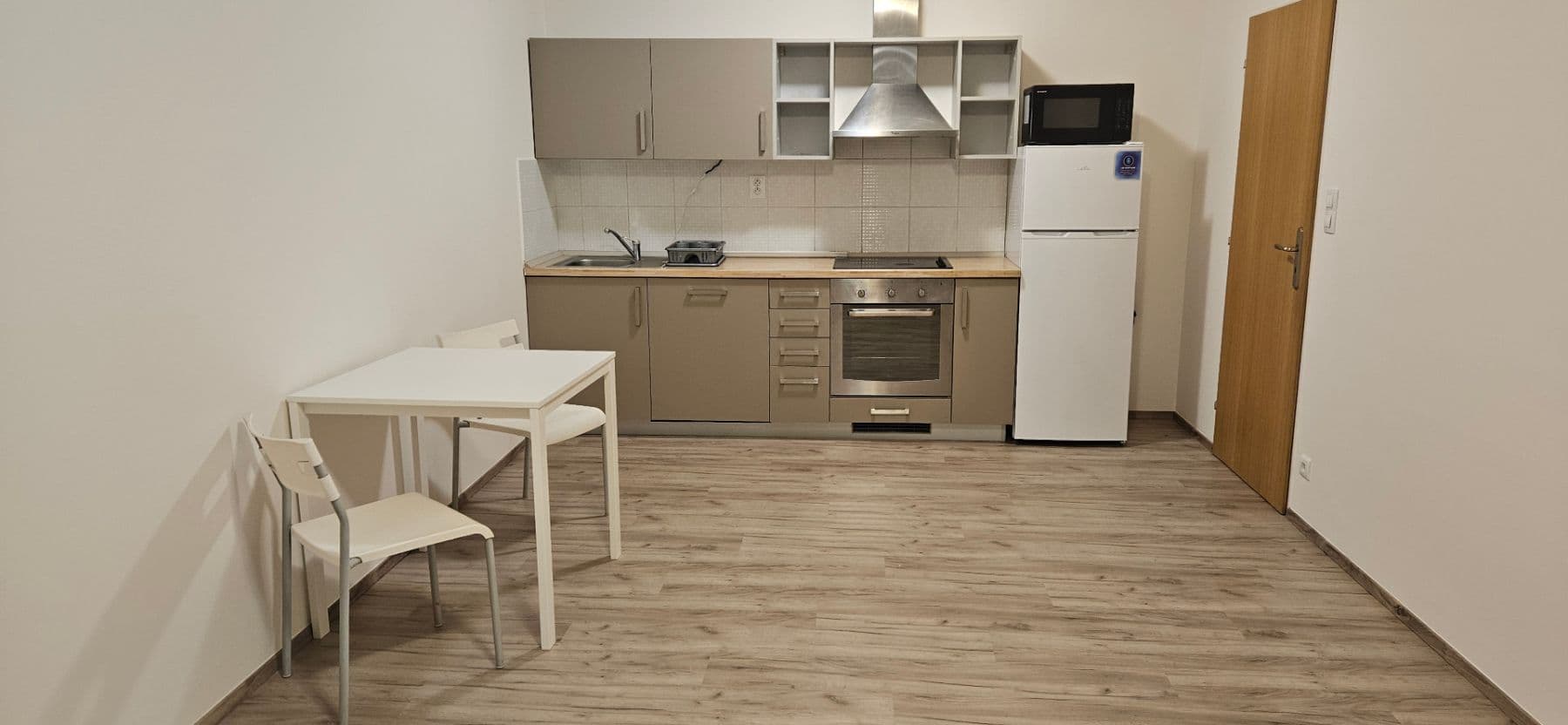 Prenájom bytu 2-izbový 48 m², Pod Harfou, Praha, Praha Prenájom bytu 2-izbový 48 m², Pod Harfou, Praha, Praha