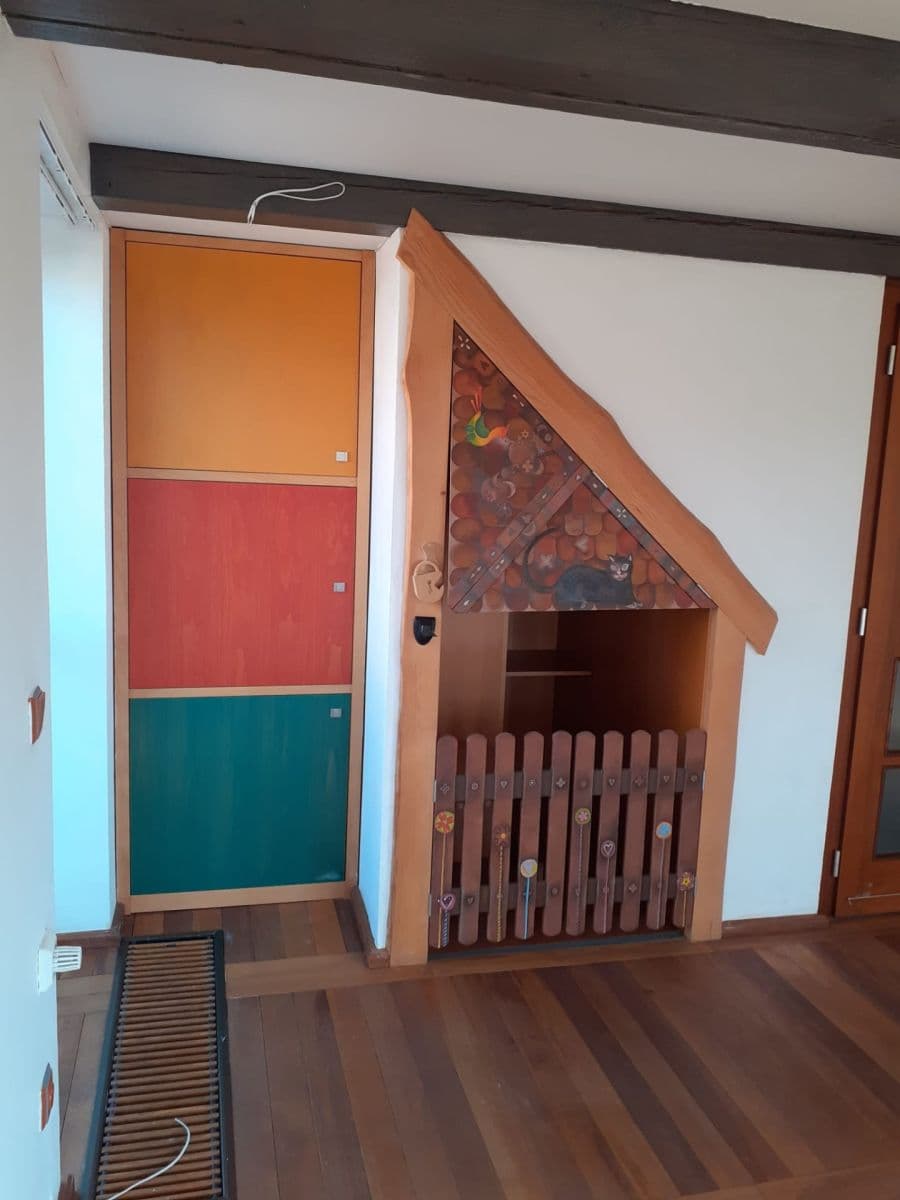 Prenájom bytu 5-izbový 160 m², 28. pluku, Praha, Praha Prenájom bytu 5-izbový 160 m², 28. pluku, Praha, Praha