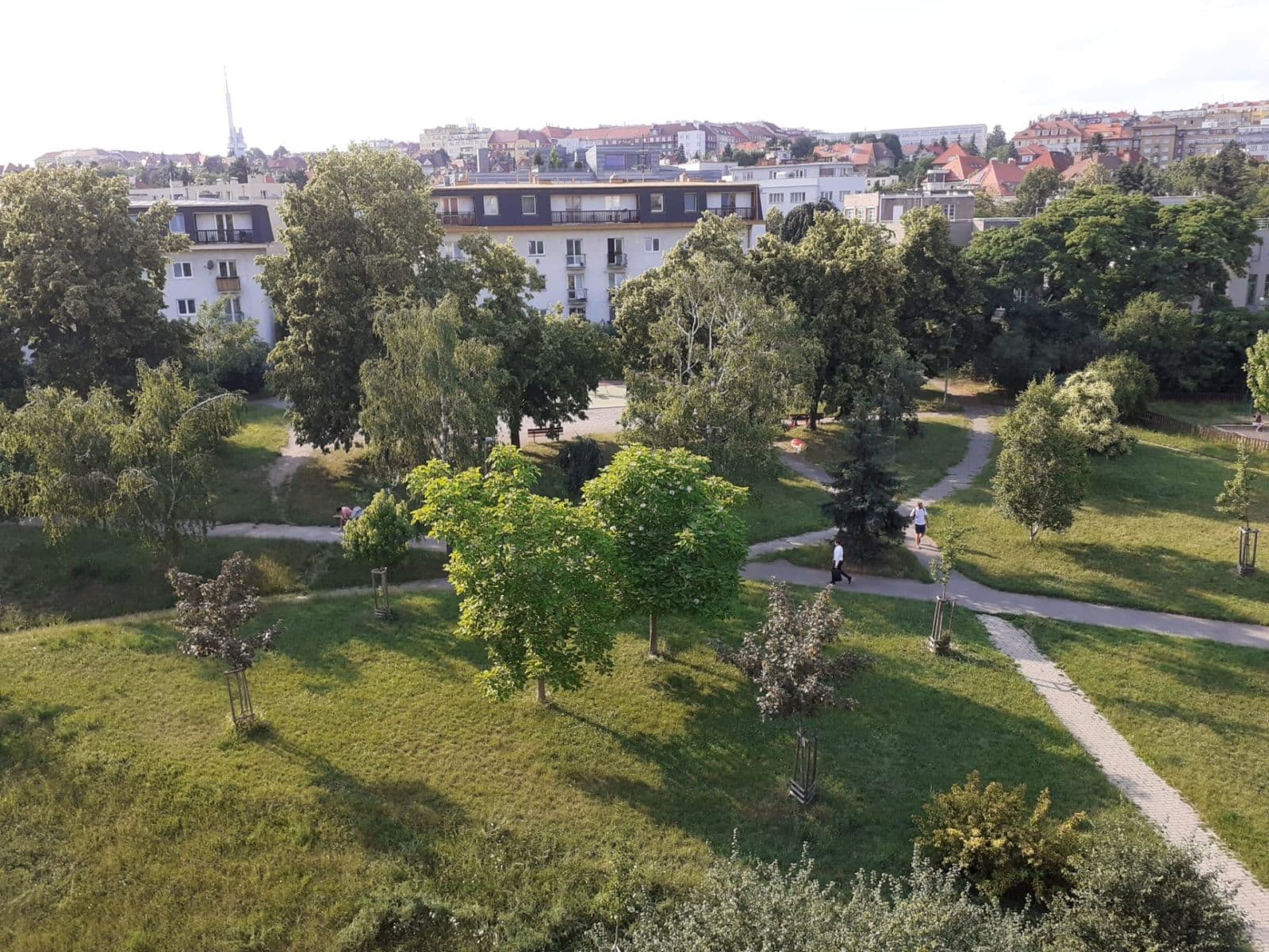 Prenájom bytu 5-izbový 160 m², 28. pluku, Praha, Praha Prenájom bytu 5-izbový 160 m², 28. pluku, Praha, Praha