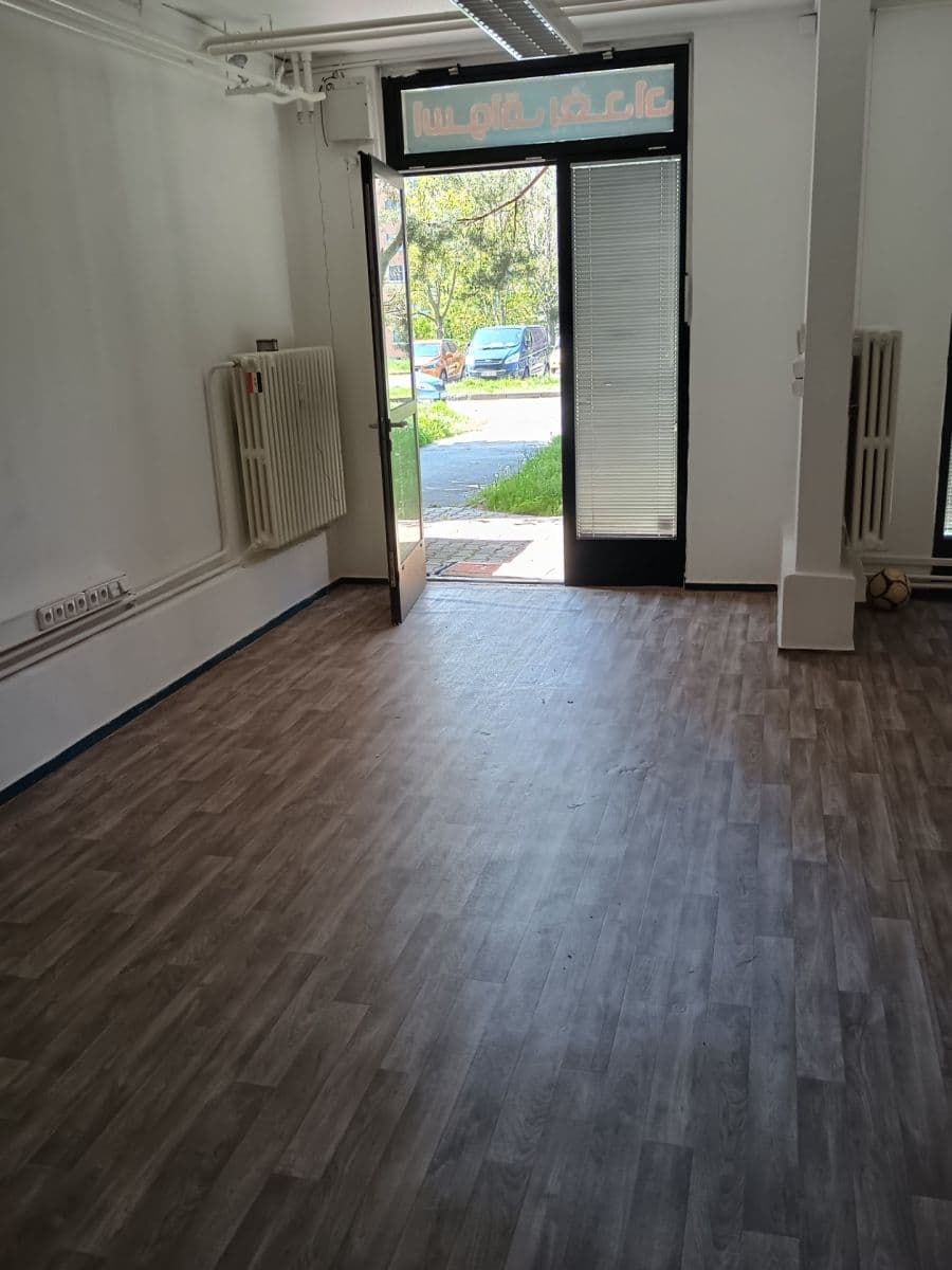 Prenájom nebytového priestoru 44 m², Pšenčíkova, Praha, Praha Prenájom nebytového priestoru 44 m², Pšenčíkova, Praha, Praha