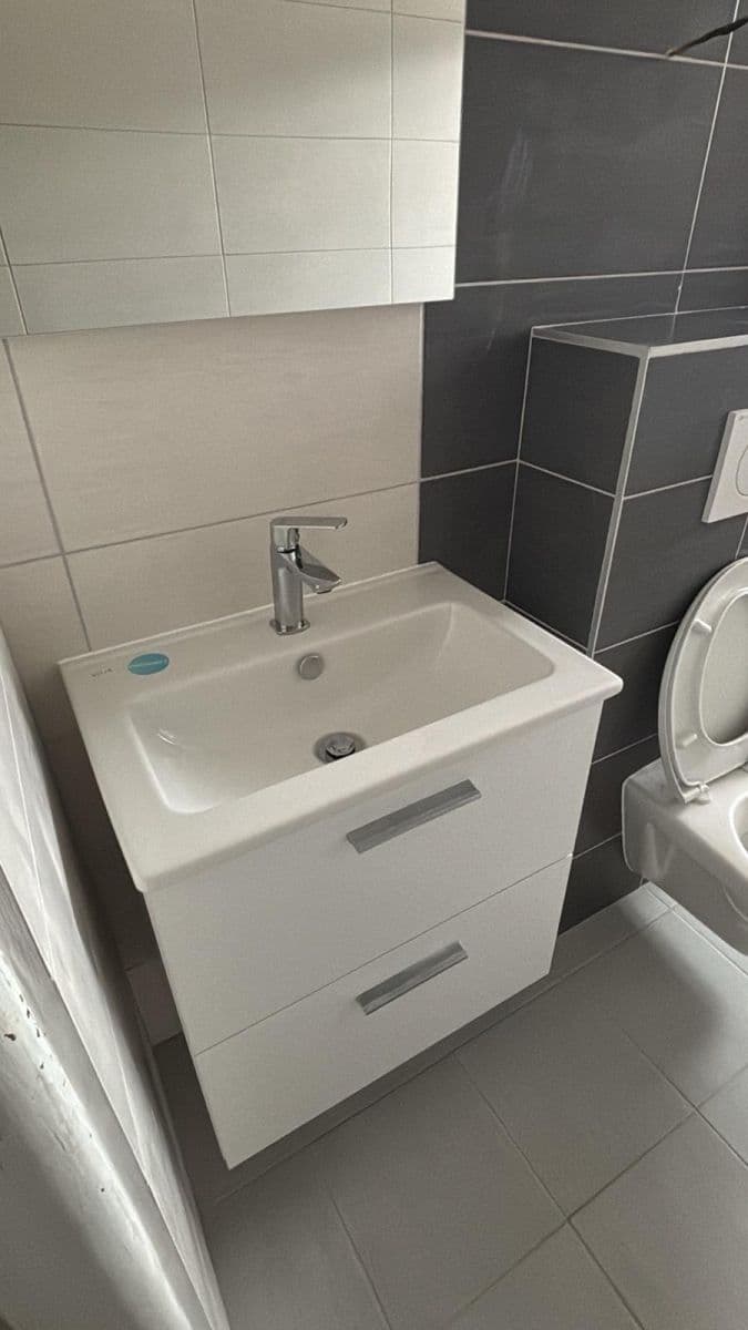 Prenájom bytu 3-izbový 64 m², Sídliště, Staňkovice, Ústecký kraj Prenájom bytu 3-izbový 64 m², Sídliště, Staňkovice, Ústecký kraj