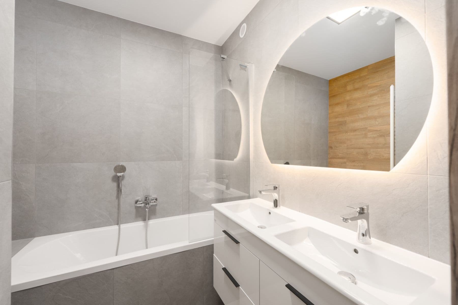 Predaj bytu 3-izbový 70 m², Masarykova, Luhačovice, Zlínský kraj Predaj bytu 3-izbový 70 m², Masarykova, Luhačovice, Zlínský kraj