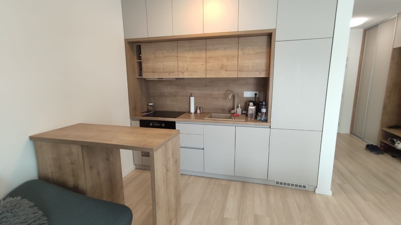 Predaj bytu 1-izbový 42 m², Jarabinková, Ružinov, Bratislavský kraj Predaj bytu 1-izbový 42 m², Jarabinková, Ružinov, Bratislavský kraj