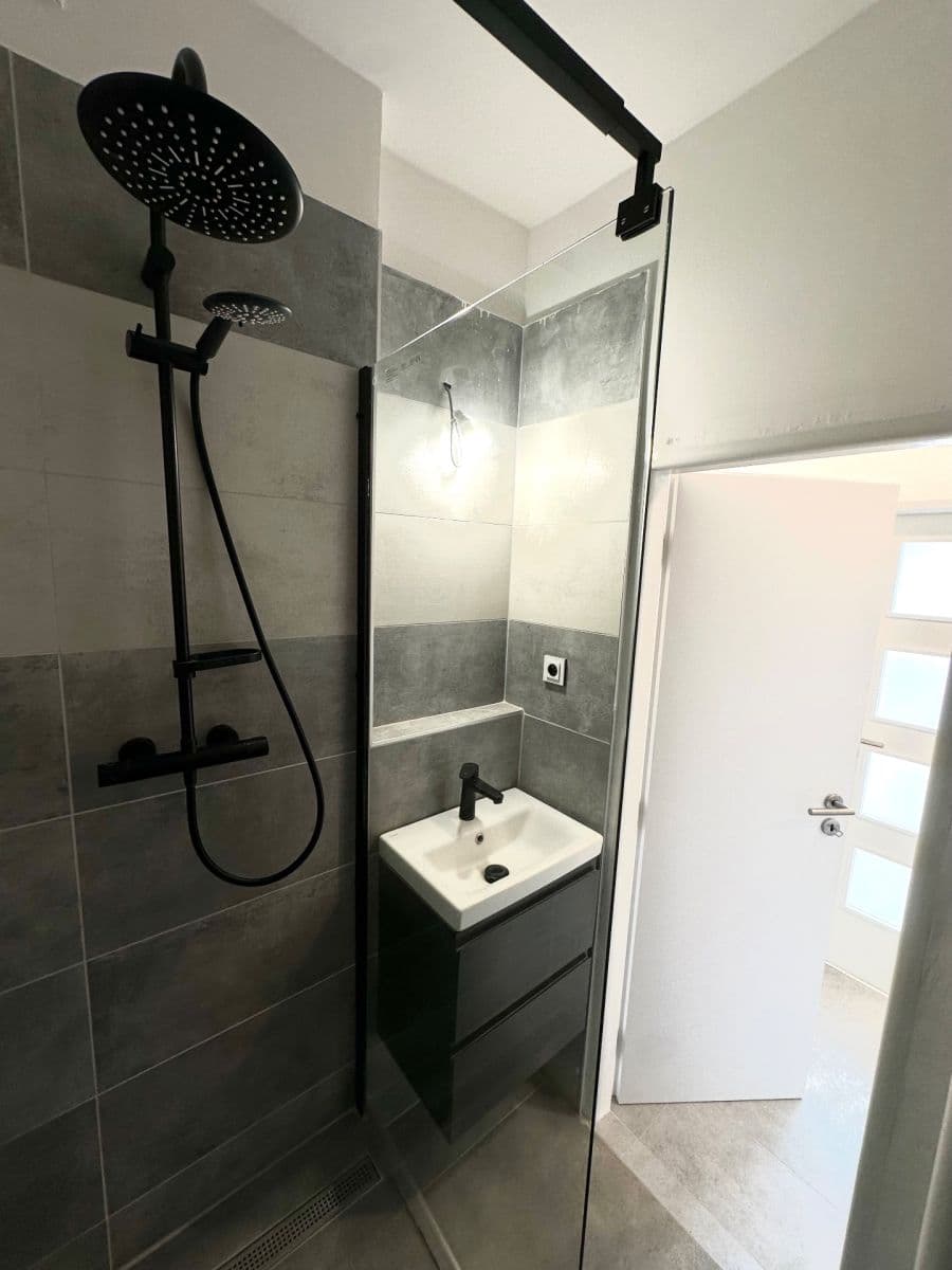 Predaj bytu 3-izbový 86 m², Šumperská, Praha, Praha Predaj bytu 3-izbový 86 m², Šumperská, Praha, Praha