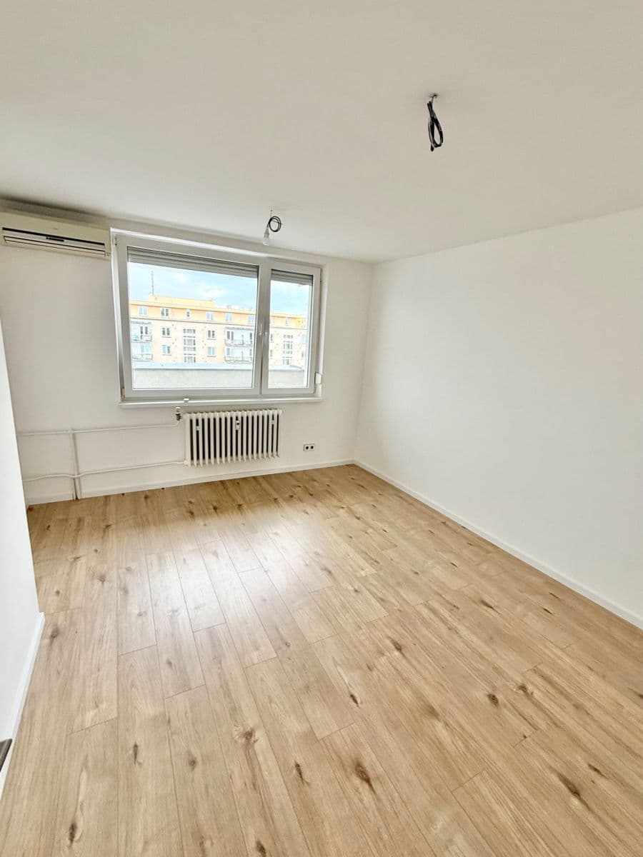 Predaj bytu 3-izbový 84 m², Šumperská, Praha, Praha Predaj bytu 3-izbový 84 m², Šumperská, Praha, Praha