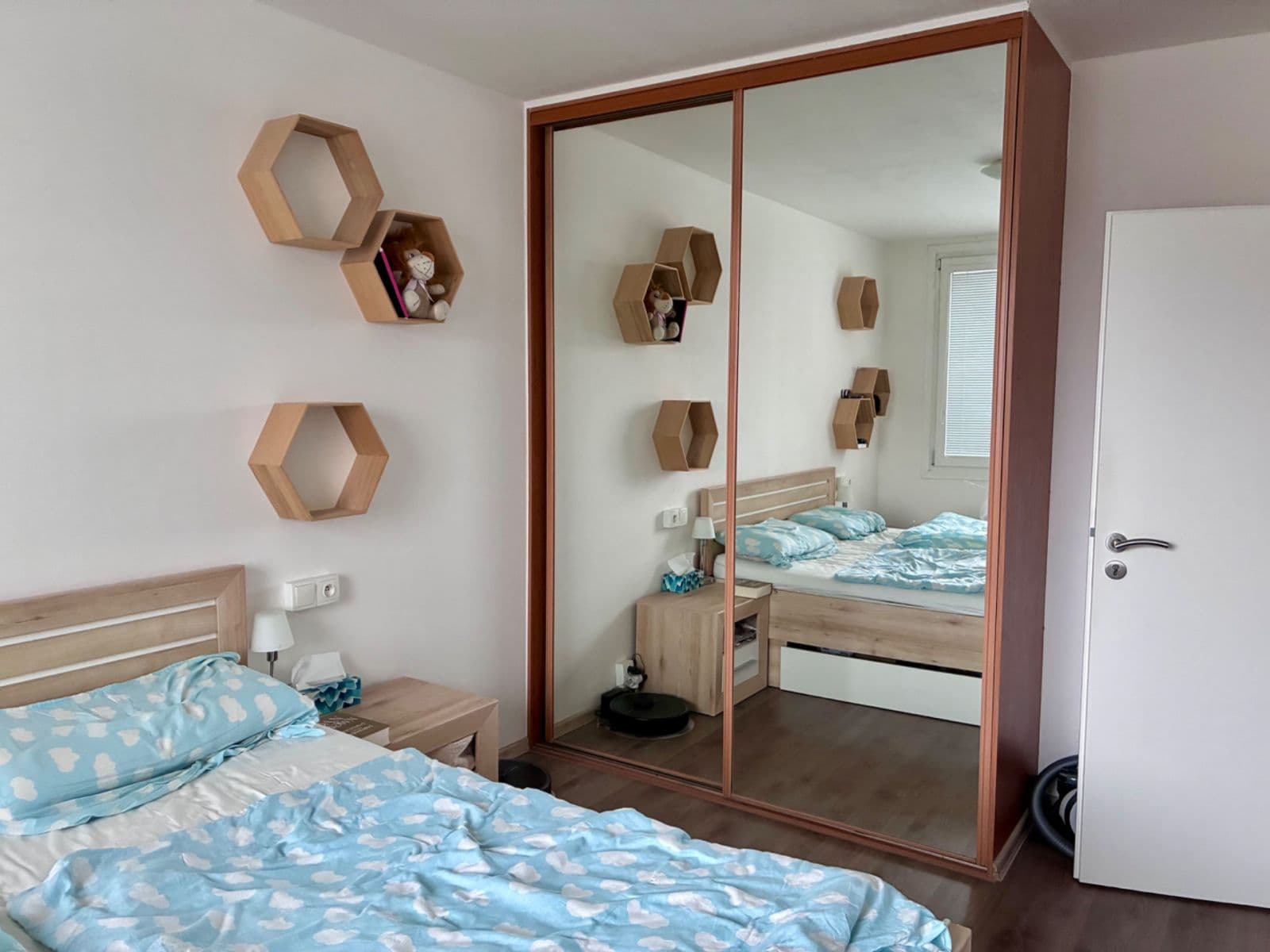 Prenájom bytu 3-izbový 60 m², Hlavatého, Praha, Praha Prenájom bytu 3-izbový 60 m², Hlavatého, Praha, Praha