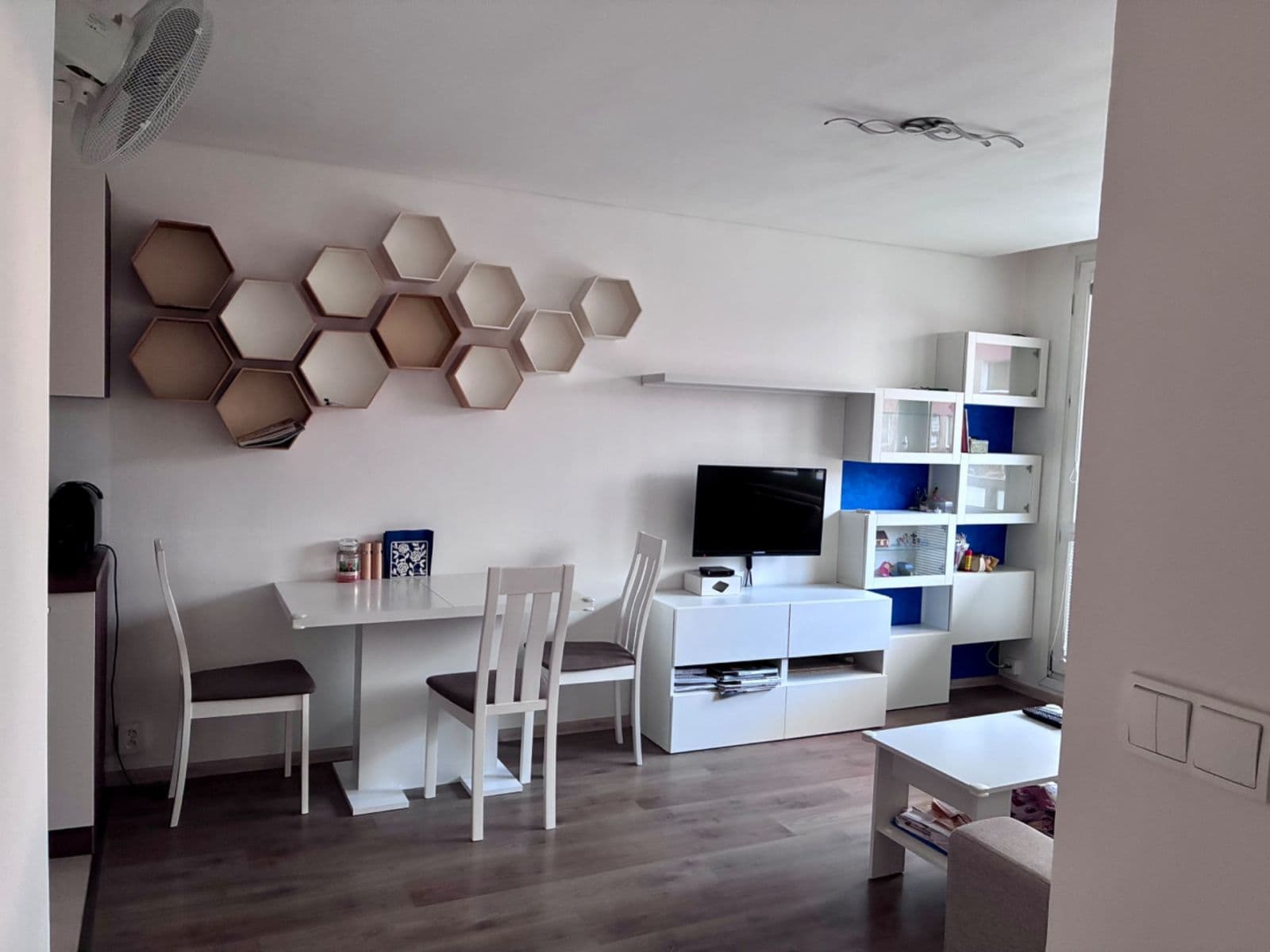 Prenájom bytu 3-izbový 60 m², Hlavatého, Praha, Praha Prenájom bytu 3-izbový 60 m², Hlavatého, Praha, Praha