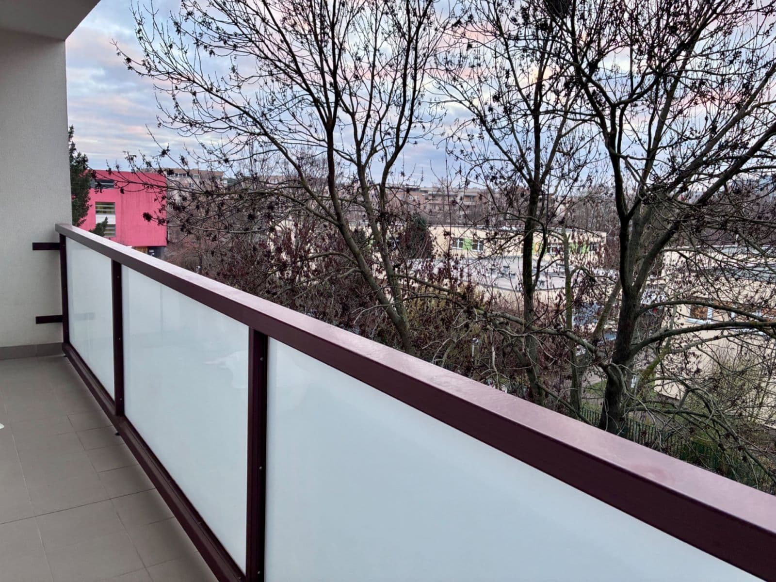 Prenájom bytu 3-izbový 60 m², Hlavatého, Praha, Praha Prenájom bytu 3-izbový 60 m², Hlavatého, Praha, Praha