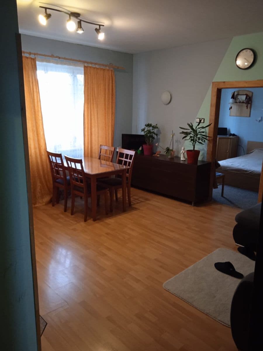 Predaj bytu 2-izbový 45 m², Vašátkova, Čelákovice, Středočeský kraj Predaj bytu 2-izbový 45 m², Vašátkova, Čelákovice, Středočeský kraj