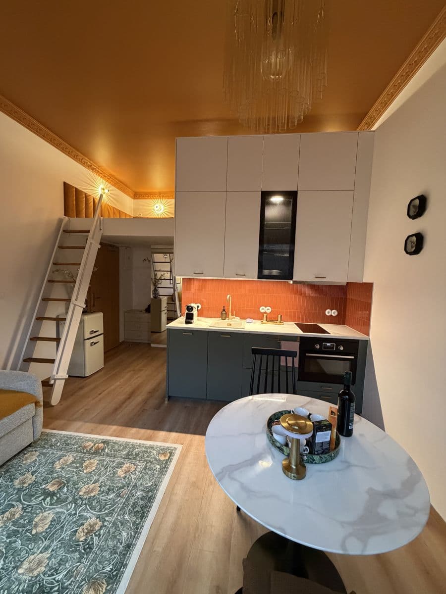 Prenájom bytu 27 m², Sokolská, Praha, Praha Prenájom bytu 27 m², Sokolská, Praha, Praha