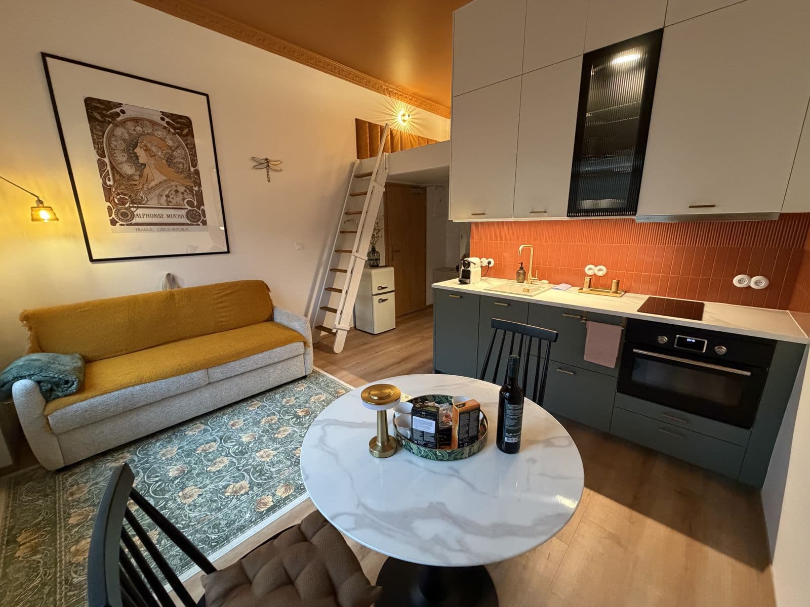 Prenájom bytu 27 m², Sokolská, Praha, Praha Prenájom bytu 27 m², Sokolská, Praha, Praha