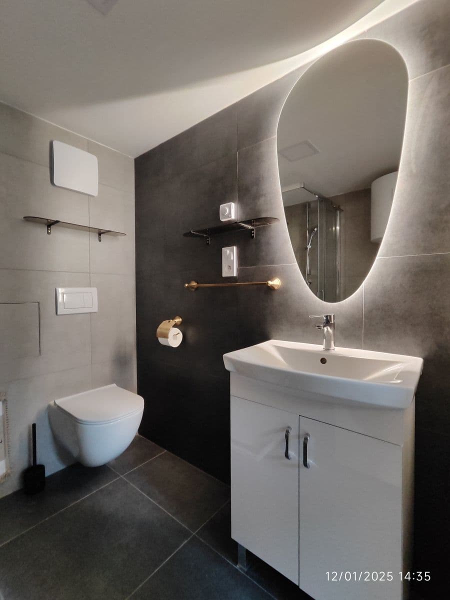 Prenájom bytu 27 m², Sokolská, Praha, Praha Prenájom bytu 27 m², Sokolská, Praha, Praha