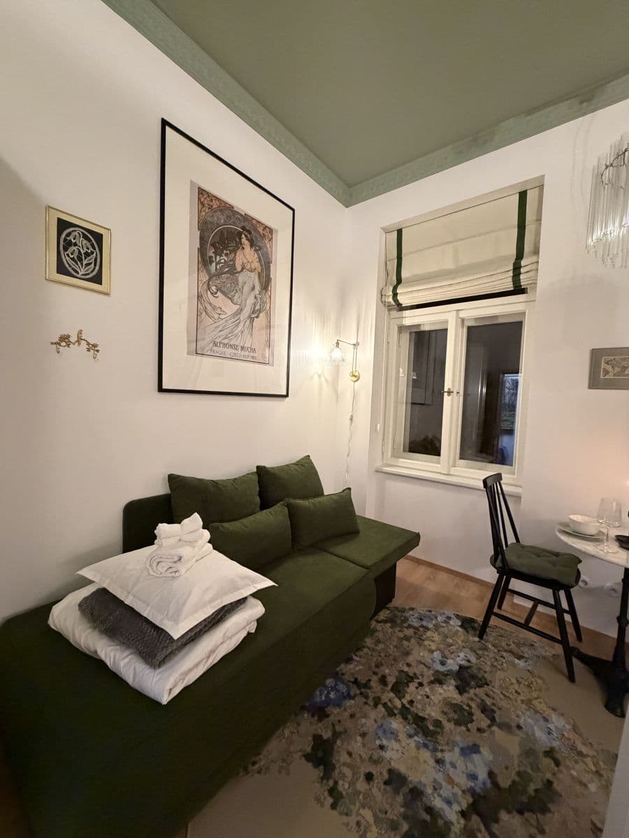 Prenájom bytu 24 m², Sokolská, Praha, Praha Prenájom bytu 24 m², Sokolská, Praha, Praha