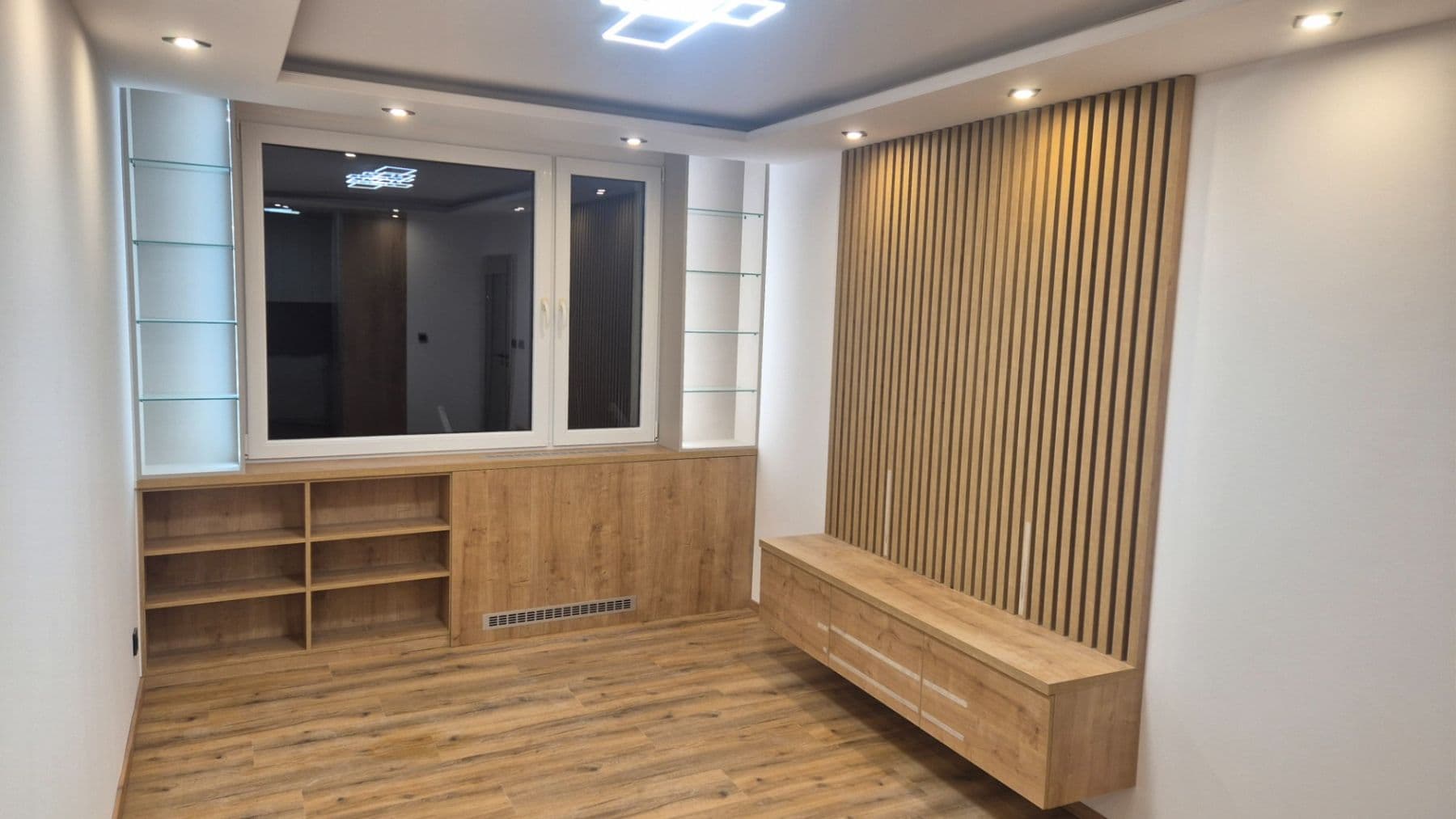 Prenájom bytu 2-izbový 42 m², Zdiměřická, Praha, Praha Prenájom bytu 2-izbový 42 m², Zdiměřická, Praha, Praha
